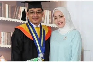 7 Momen wisuda Pasha Unggu, penuh kebahagiaan