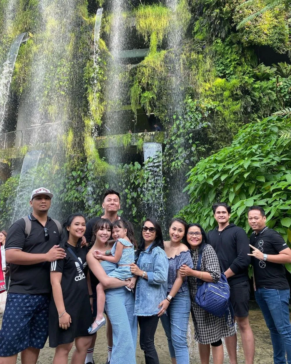 Momen liburan Gisel di Singapura Instagram Momen liburan Gisel di Singapura Instagram