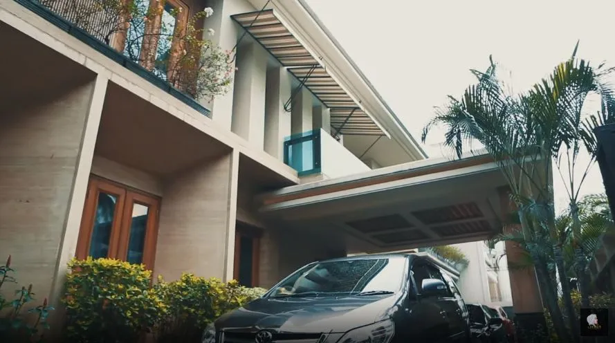 isi rumah sarita Sarita Abdul isi rumah sarita Sarita Abdul