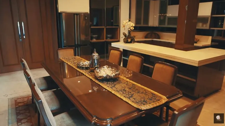 isi rumah sarita Sarita Abdul isi rumah sarita Sarita Abdul