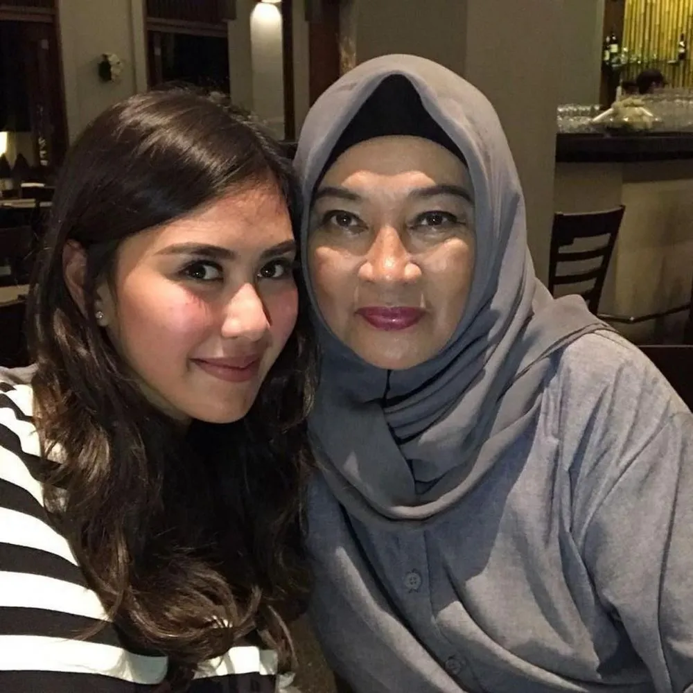 Syahnaz dan mertua instagram 