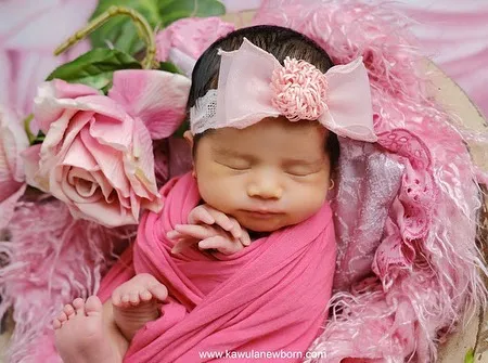 Newborn anak Yulita Instagram Newborn anak Yulita Instagram