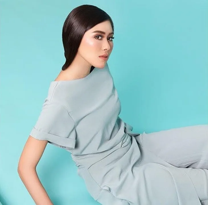 Syahnaz Sadiqah bermakeup tebal © 2020 instagram.com Syahnaz Sadiqah bermakeup tebal © 2020 instagram.com