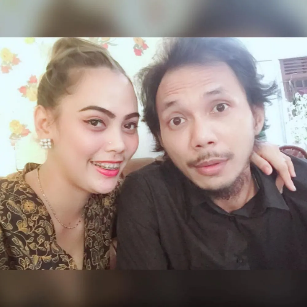 Norman Kamaru dan istri kedua instagram Norman Kamaru dan istri kedua instagram