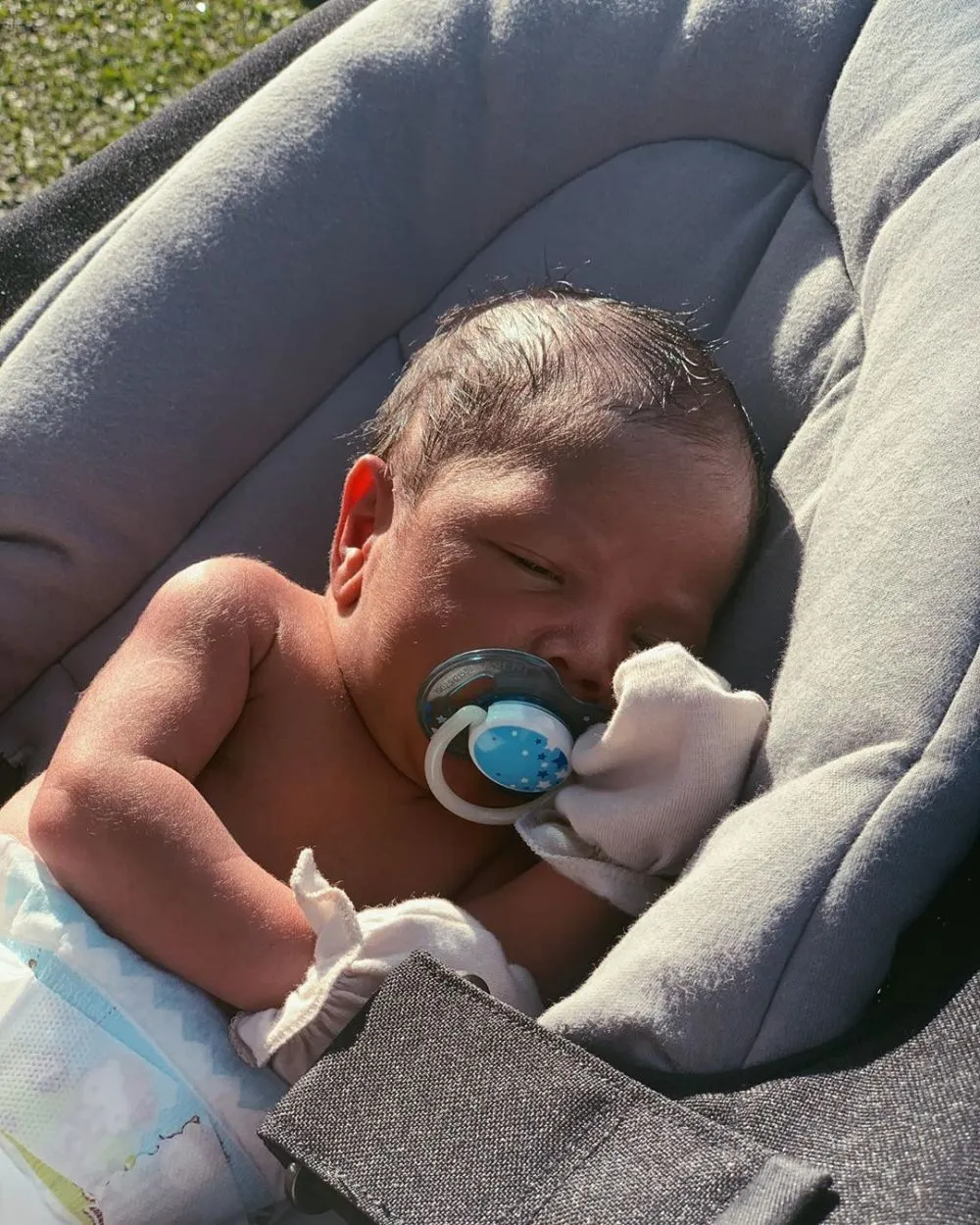 Potret terbaru bayi 7 seleb Instagram Potret terbaru bayi 7 seleb Instagram