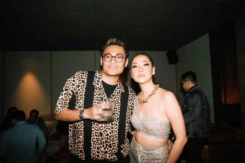 kedekatan bcl dan manajernya © 2020 brilio.net kedekatan bcl dan manajernya © 2020 brilio.net