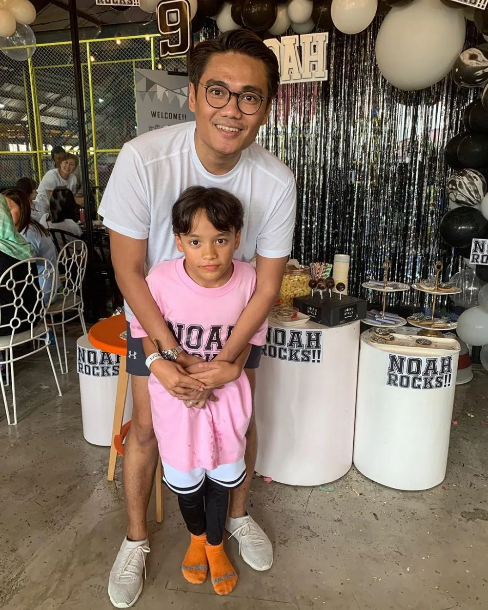 kedekatan bcl dan manajernya © 2020 brilio.net kedekatan bcl dan manajernya © 2020 brilio.net