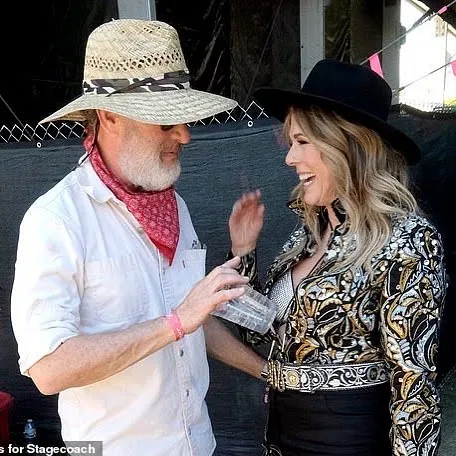 momen kebersamaan Tom Hanks © 2020 Instagram/@ritawilson momen kebersamaan Tom Hanks © 2020 Instagram/@ritawilson