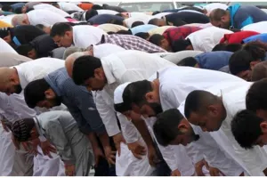 Antisipasi Corona, Uni Emirat Arab larang salat jamaah di masjid