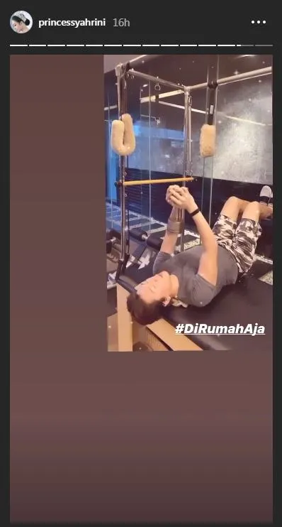 begini aktivitas Syahrini & Reino barak Instagram