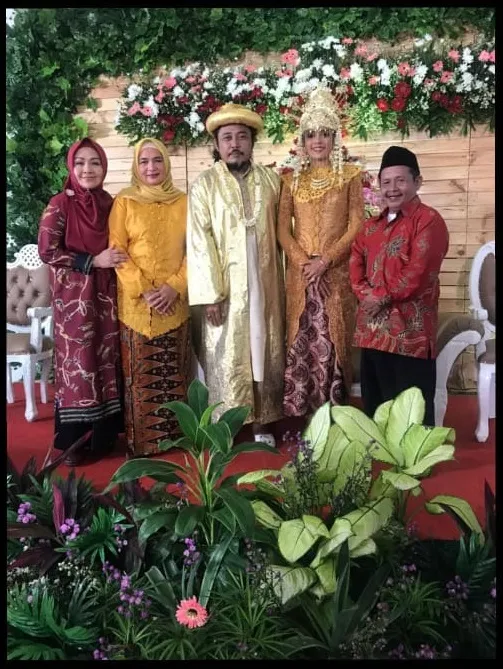 pernikahan Bang Udin dan Uun di TOP instagram