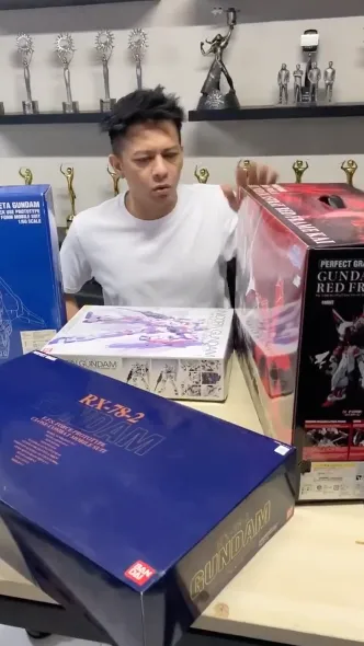 Momen Ariel Noah isolasi diri di rumah Instagram Momen Ariel Noah isolasi diri di rumah Instagram