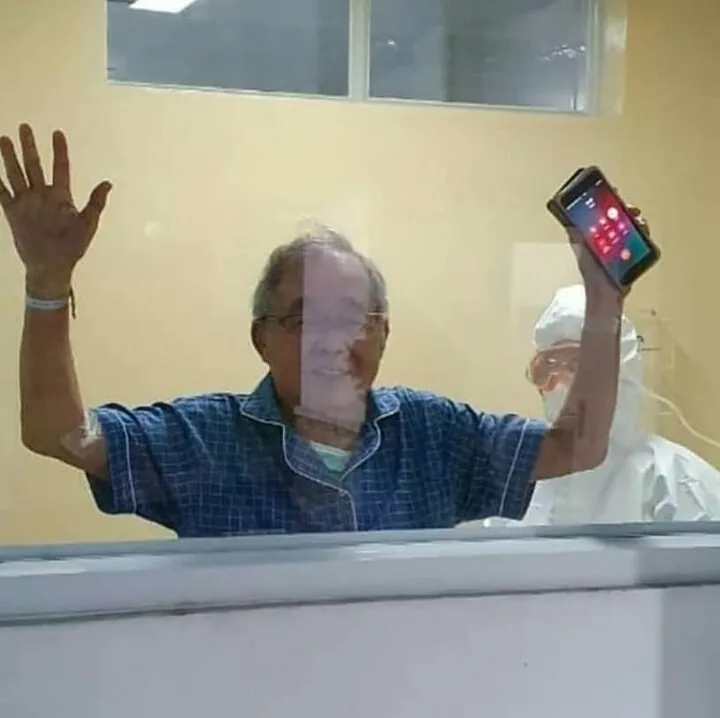 Dokter Handoko negatif Corona © 2020 Twitter/@Stevaniehuangg ; Instagram/indonesiavoice_ Dokter Handoko negatif Corona © 2020 Twitter/@Stevaniehuangg ; Instagram/indonesiavoice_