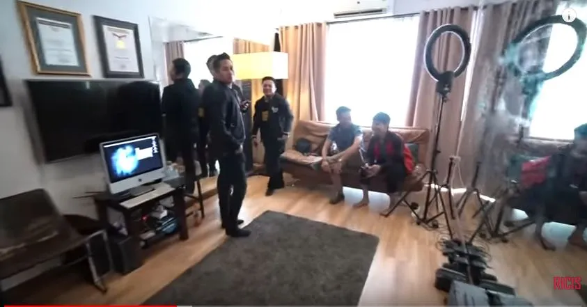 rumah demian serba hitam Instagram rumah demian serba hitam Instagram