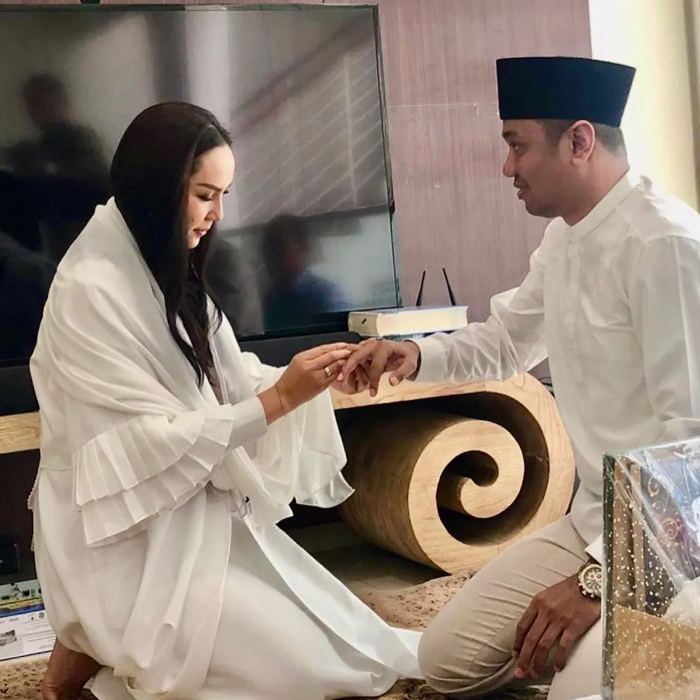 seleb menikah di tengah pandemi berbagai sumber