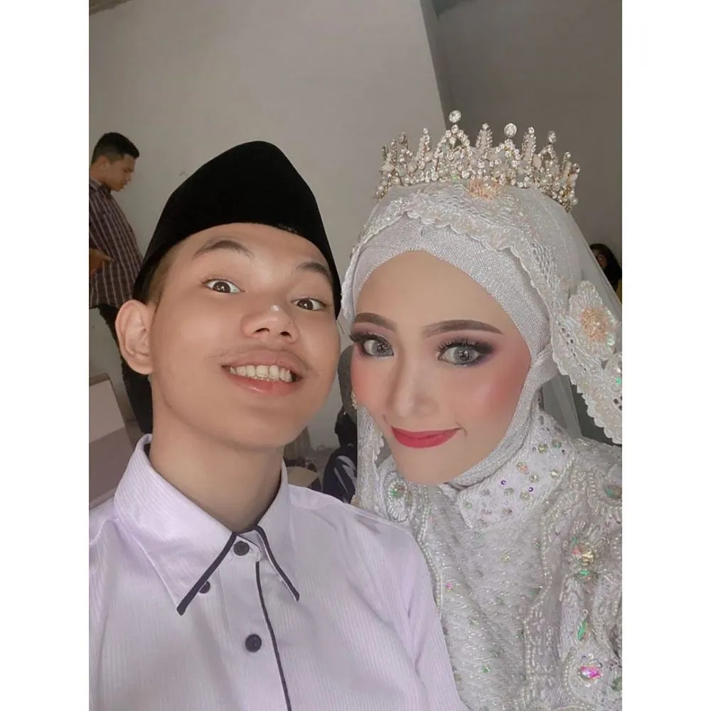 seleb menikah di tengah pandemi berbagai sumber