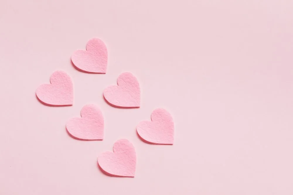 Tebak-tebakan gombalan cinta buat PDKT © pexels.com