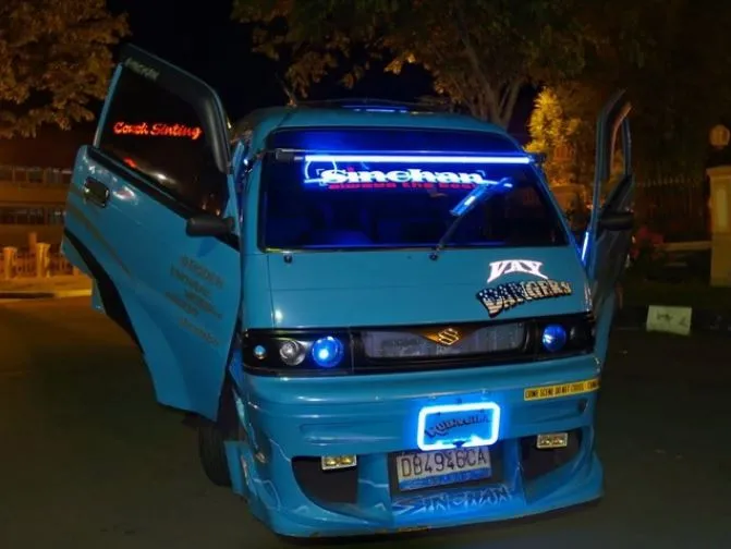 10 Potret modifikasi angkot berbagai sumber 10 Potret modifikasi angkot berbagai sumber