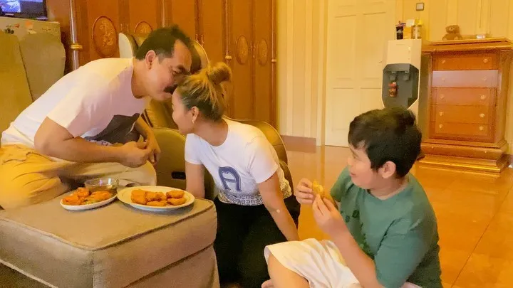 seleb dinner di rumah © 2020 brilio.net