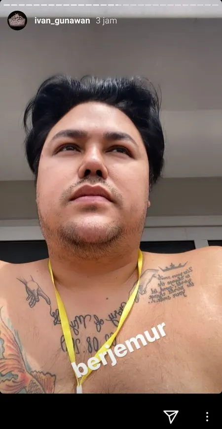 seleb pria berjemur © 2020 brilio.net seleb pria berjemur © 2020 brilio.net