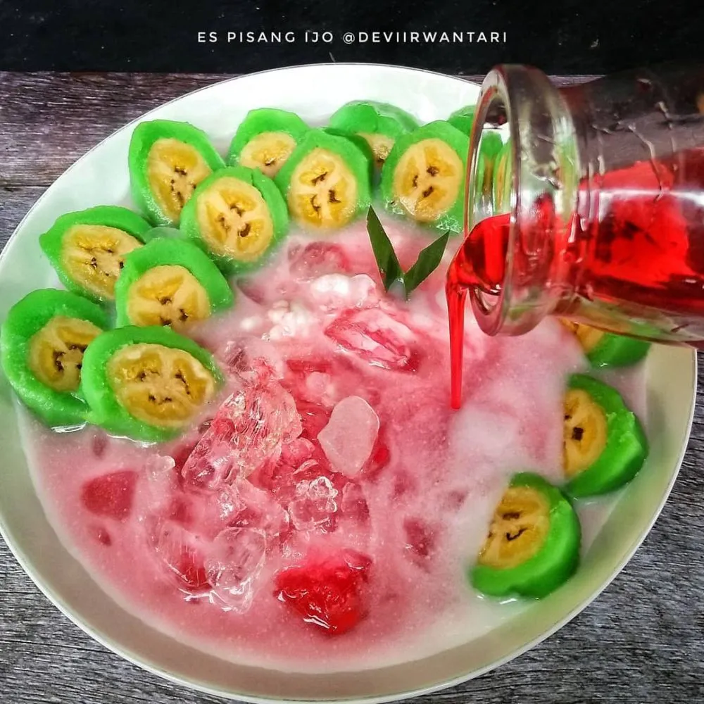 Resep takjil olahan pisang © 2020 Instagram/@setia_dini91 ; Instagram/@deviirwantari Resep takjil olahan pisang © 2020 Instagram/@setia_dini91 ; Instagram/@deviirwantari