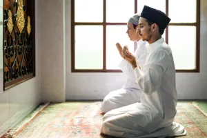 Bacaan doa setelah sholat fardhu, lengkap dengan artinya