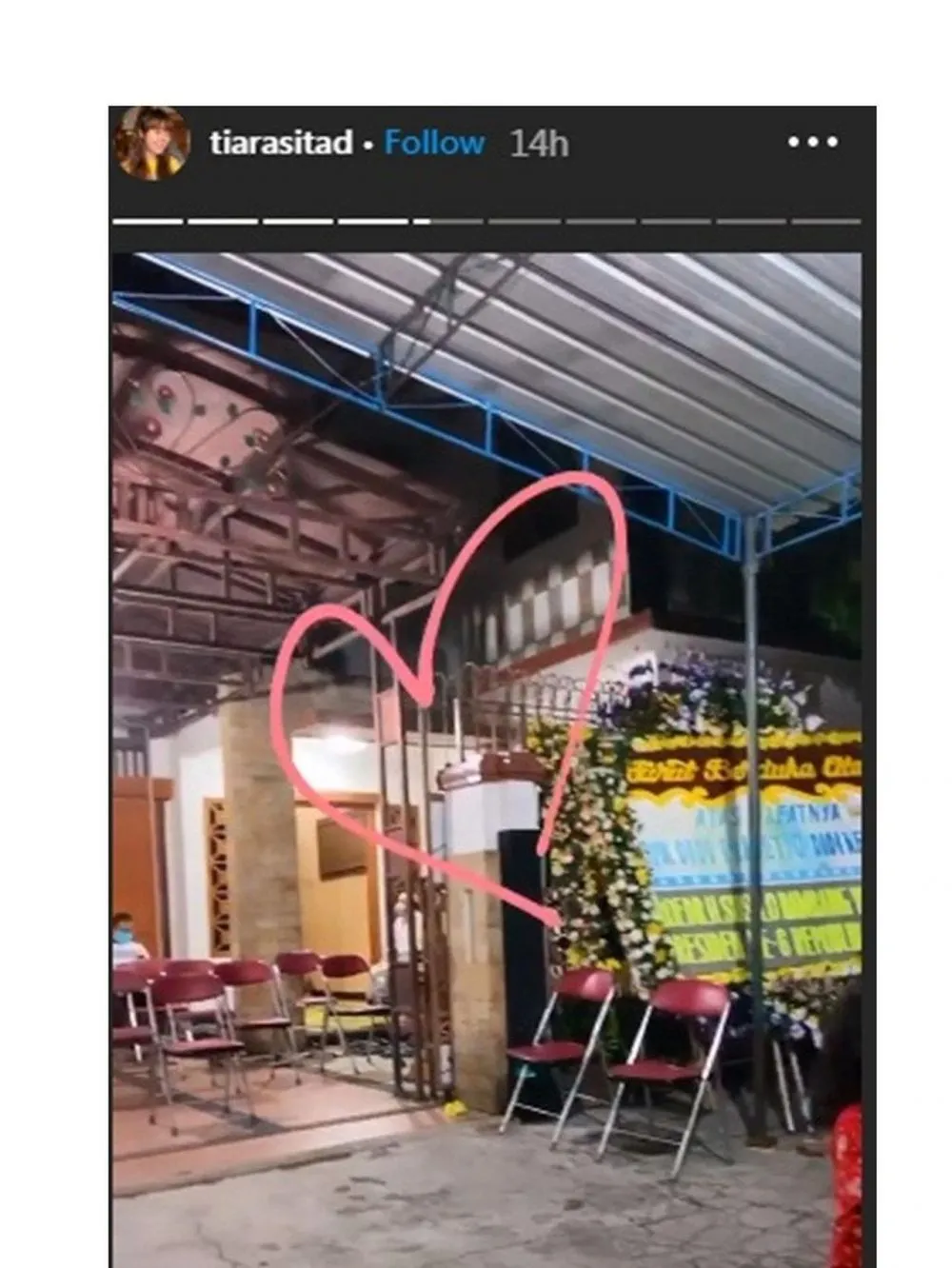 Momen tahlilan mendiang Didi Kempot © 2020 brilio.net Momen tahlilan mendiang Didi Kempot © 2020 brilio.net