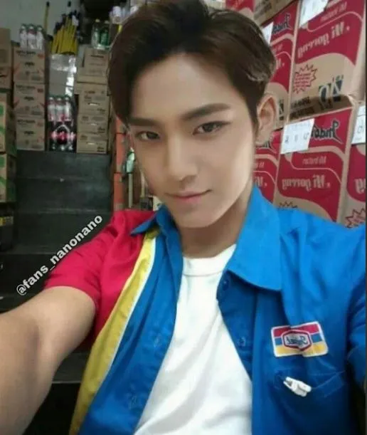 oppa Korea jadi karyawan minimarket Instagram