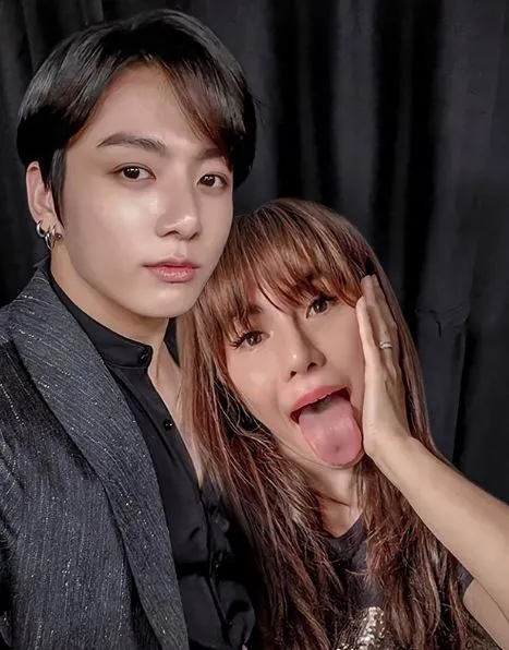 6 Editan foto Halu Angela Lee bareng seleb Korea Instagram 6 Editan foto Halu Angela Lee bareng seleb Korea Instagram