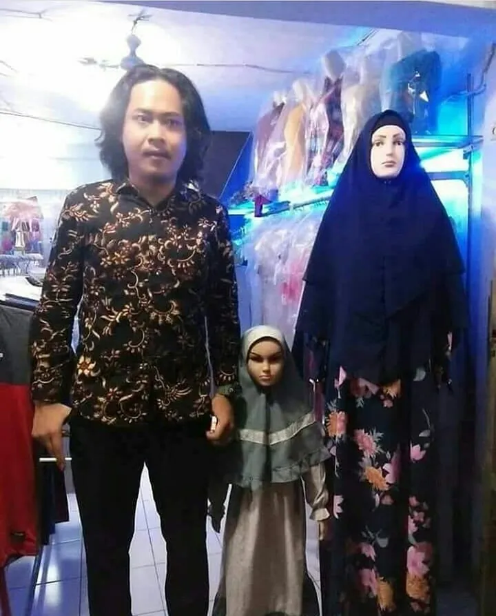 momen lucu kembaran baju © 2020 instagram.com