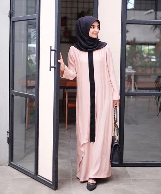 10 Potret Rimma Bawazier Instagram 10 Potret Rimma Bawazier Instagram