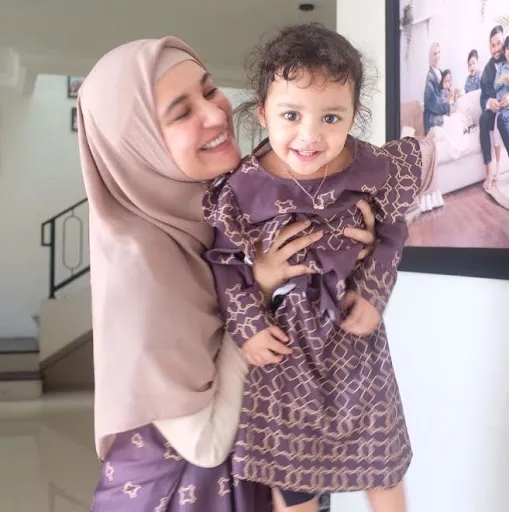 Momen lebaran keluarga Sungkar © 2020 Instagram/@shireensungkar Momen lebaran keluarga Sungkar © 2020 Instagram/@shireensungkar