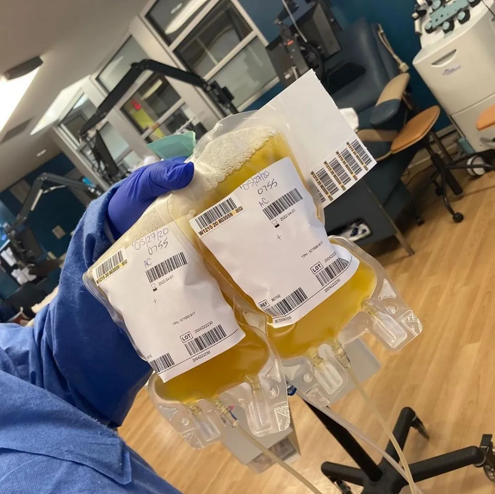 tom hanks sumbang plasma berbagai sumber tom hanks sumbang plasma berbagai sumber