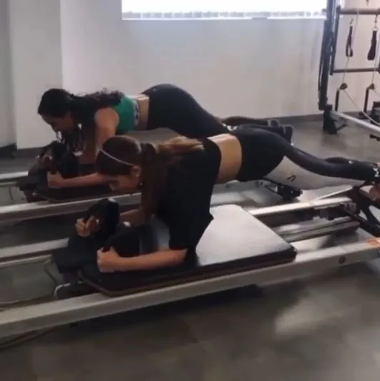 Sara Ali Khan olahraga © 2020 brilio.net Instagram @saraalikhan95 Sara Ali Khan olahraga © 2020 brilio.net Instagram @saraalikhan95