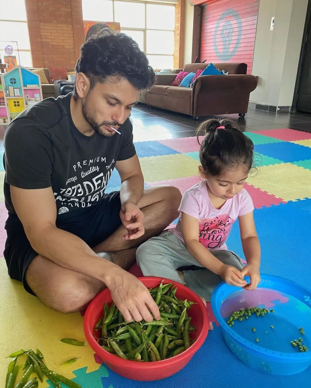 Instagram @sakpataudi © 2020 brilio.net Instagram @sakpataudi © 2020 brilio.net