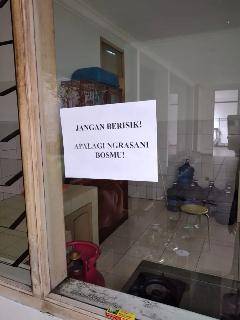 9 Pengumuman lucu di era New Normal Istimewa 9 Pengumuman lucu di era New Normal Istimewa