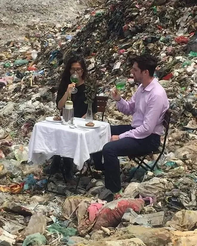 momen absurd ngasih kejutan © 2020 1cak.com momen absurd ngasih kejutan © 2020 1cak.com