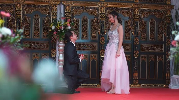 momen tunangan Samudra dan Cinta instagram