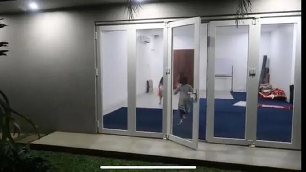 potret musala 8 seleb berbagai sumber potret musala 8 seleb berbagai sumber