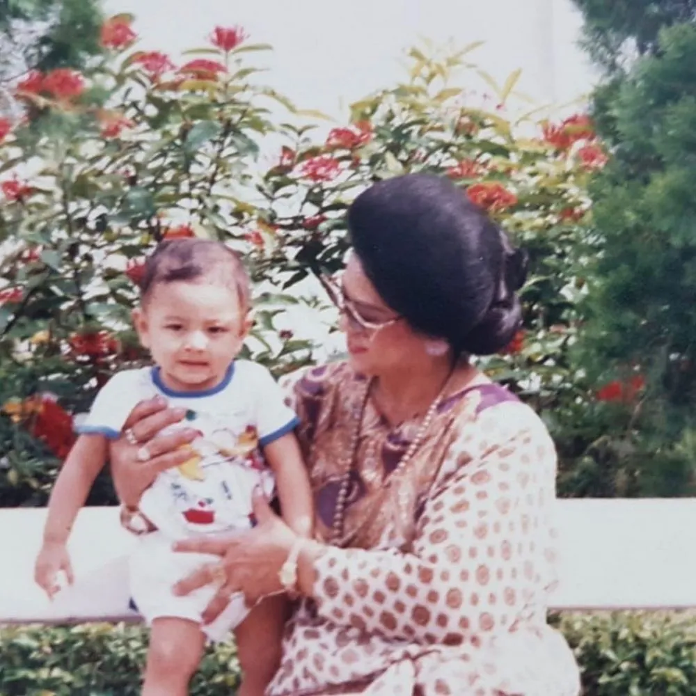 Potret masa kecil Raffi Ahmad © 2020 brilio.net Instagram/@raffinagita1717 Potret masa kecil Raffi Ahmad © 2020 brilio.net Instagram/@raffinagita1717