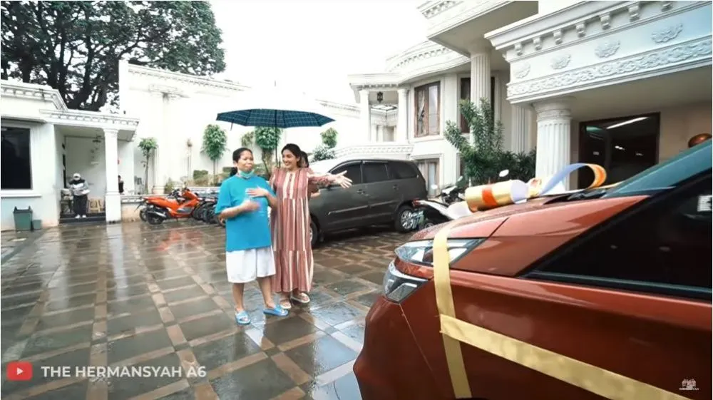 Ashanty mobil pengasuh instagram 