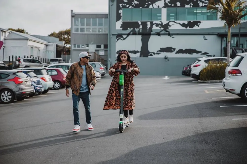 kenangan mutia glen skuter © 2020 brilio.net kenangan mutia glen skuter © 2020 brilio.net