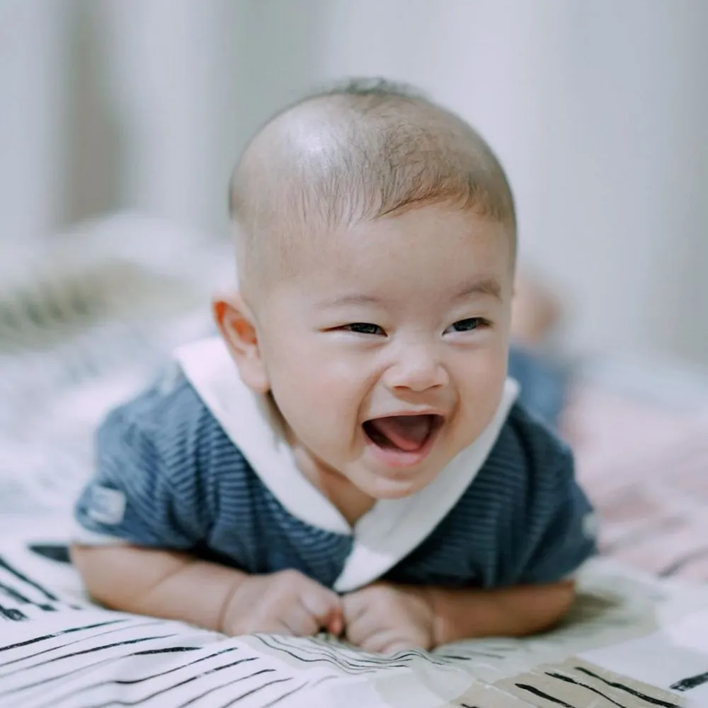 Pose ekspresif anak kembar Syahnaz Instagram