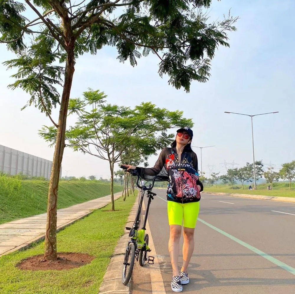 Selvi Kitty bersepeda Instagram Selvi Kitty bersepeda Instagram