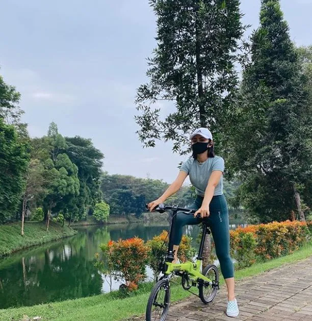 Selvi Kitty bersepeda Instagram Selvi Kitty bersepeda Instagram