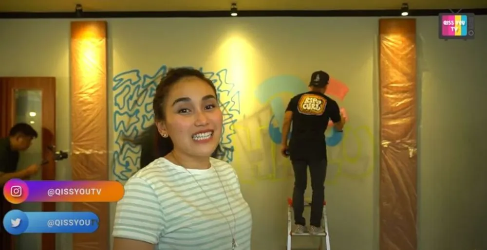 cafe Ayu Ting-Ting © 2020 brilio.net YouTube