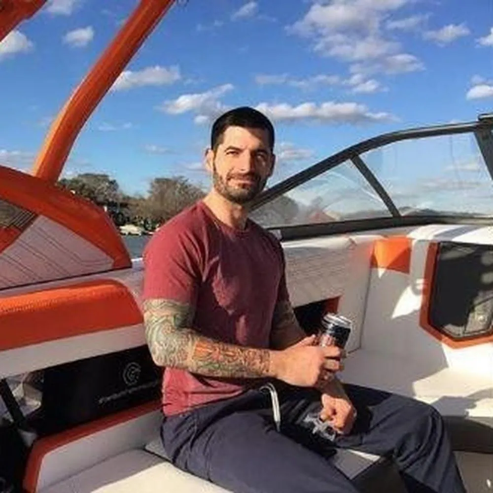 Salmafina dan gandengan baru © 2020 brilio.net Salmafina dan gandengan baru © 2020 brilio.net