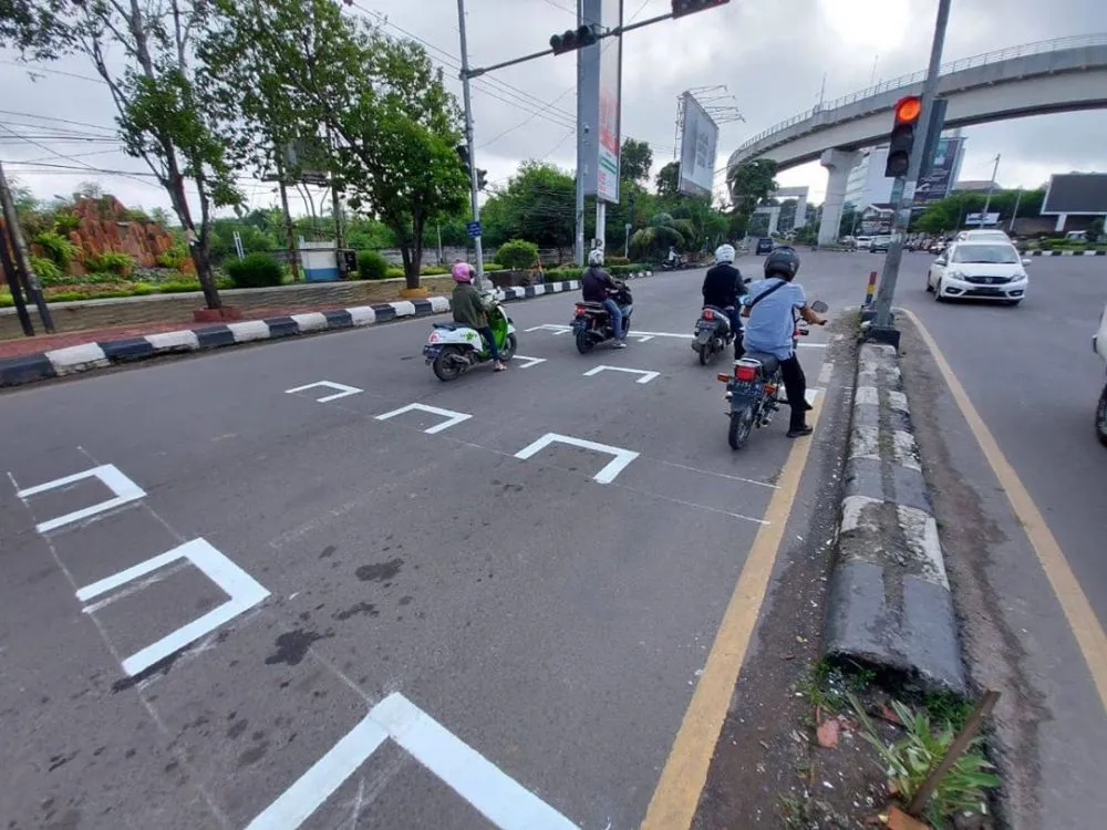 lampu merah ala motogp Instagram lampu merah ala motogp Instagram