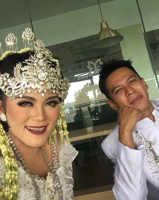 Ariel KW menikah © 2020 brilio.net