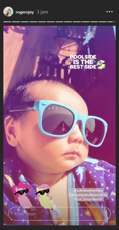 Anak Cut Meyriska berjemur  Instagram